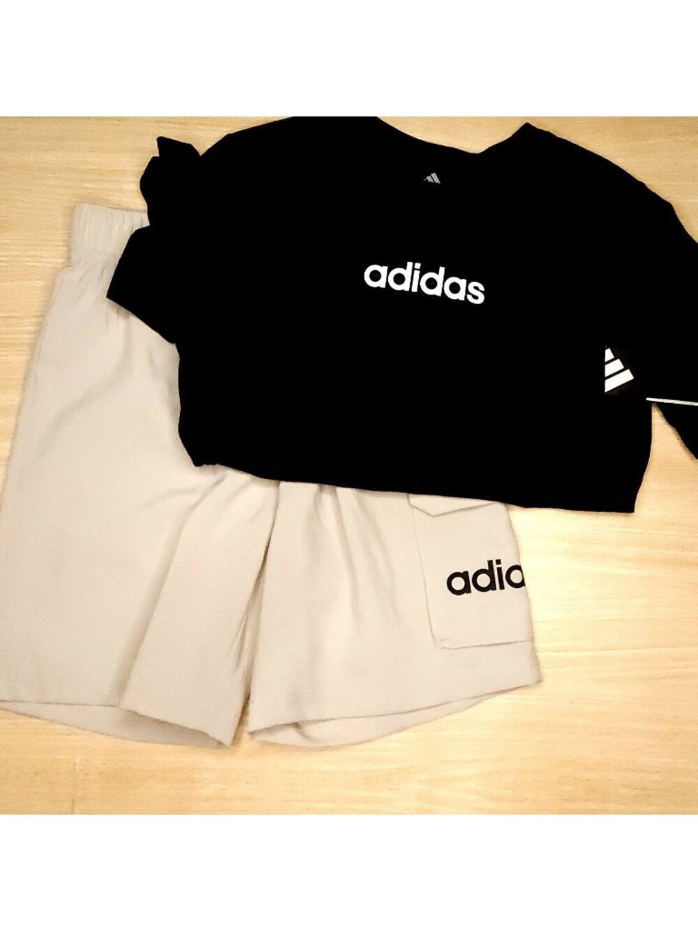 Adidas Boys New Tan Black Shorts Shirt Outfit 8